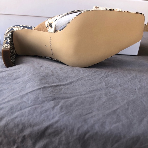 Charles David Buzzer Open Toe Heal - Picture 6 of 7